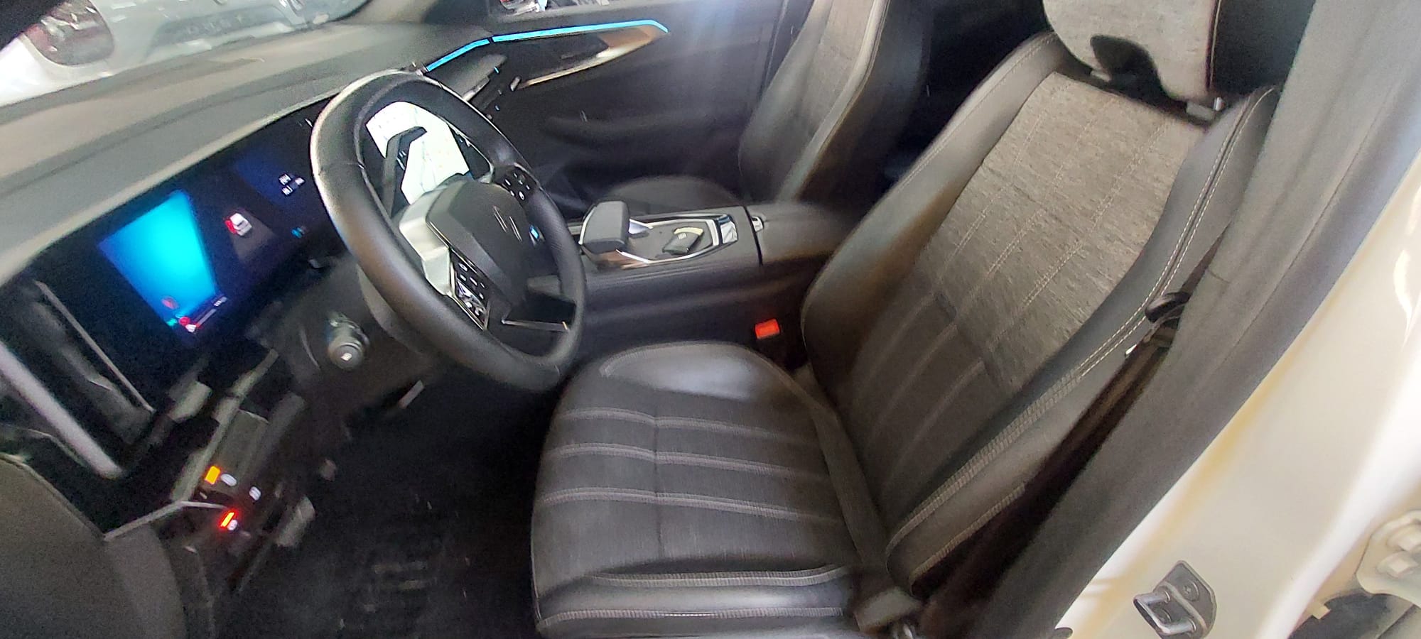 Renault Austral 200CV HYBR foto 11